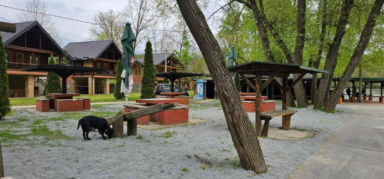 Etno Selo Bok Bed and Breakfast Vrhpolje Εξωτερικό φωτογραφία